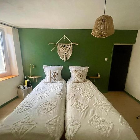 Maison Des Bourgades Saint-Julien-de-Peyrolas Kültér fotó